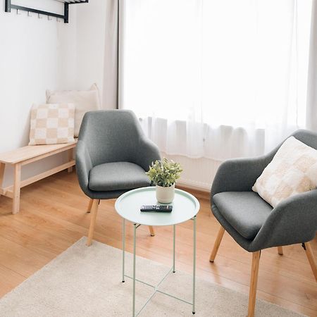 7 Nights Apartments Dominikanske N. Brno Luaran gambar