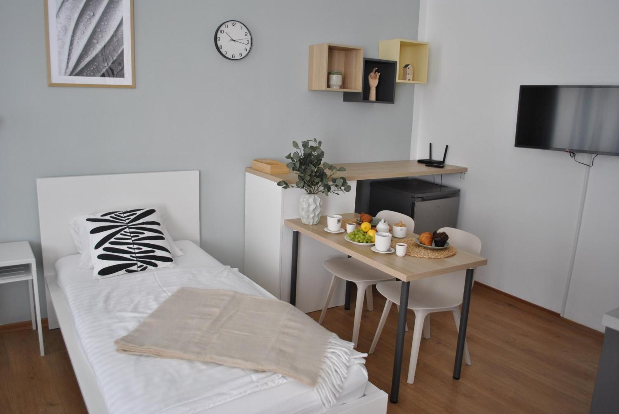 7 Nights Apartments Dominikanske N. Brno Luaran gambar