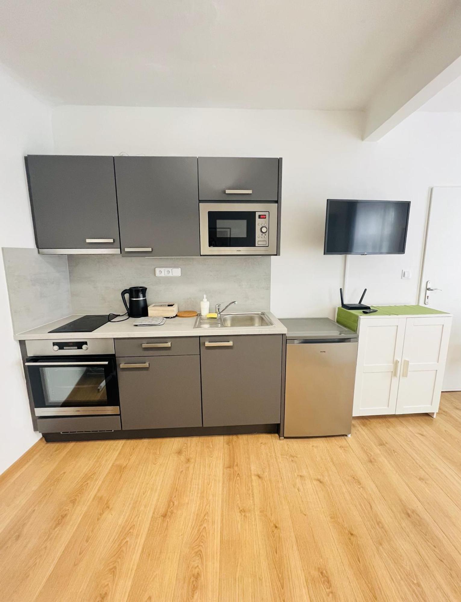 7 Nights Apartments Dominikanske N. Brno Luaran gambar