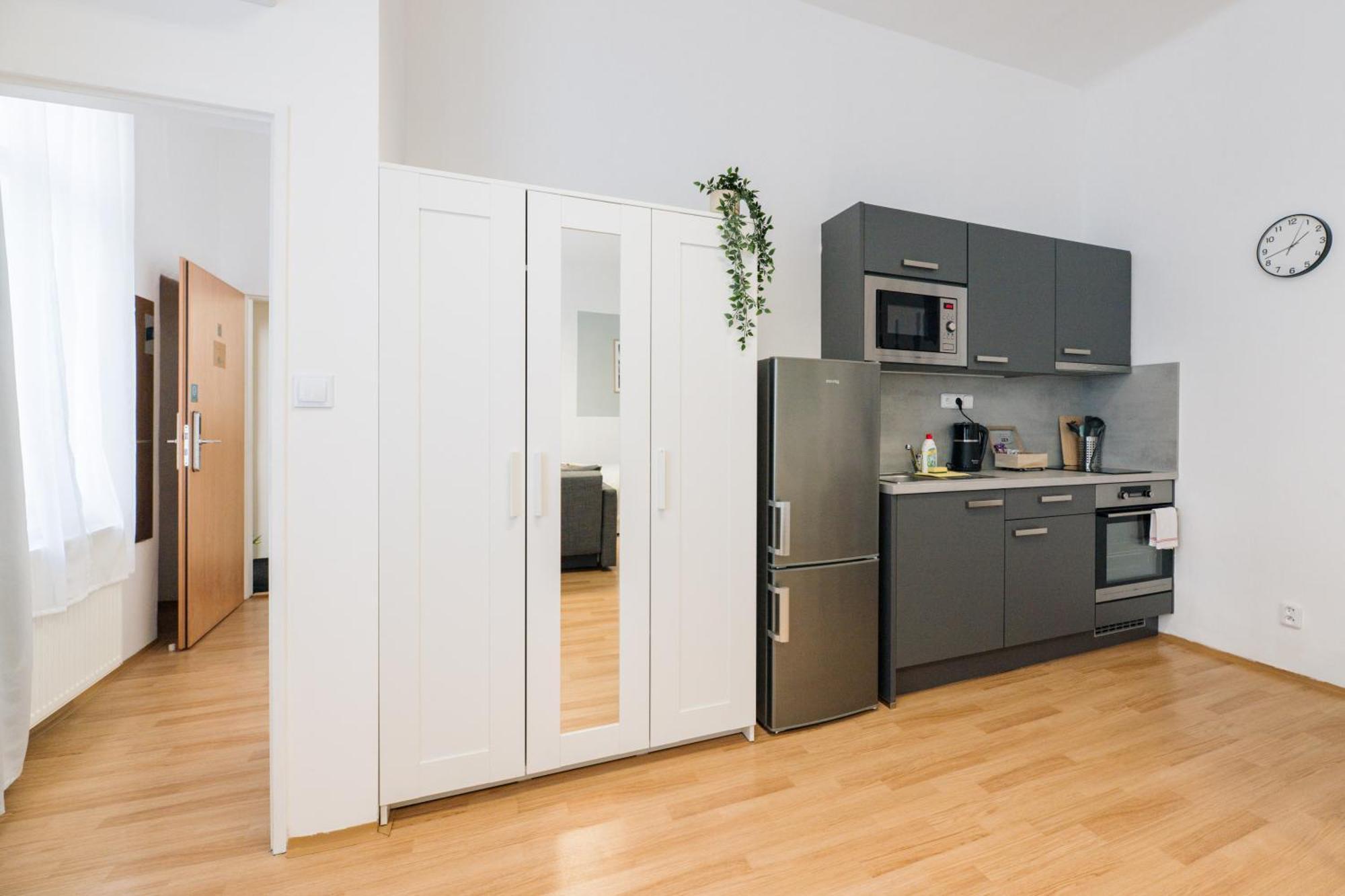 7 Nights Apartments Dominikanske N. Brno Luaran gambar