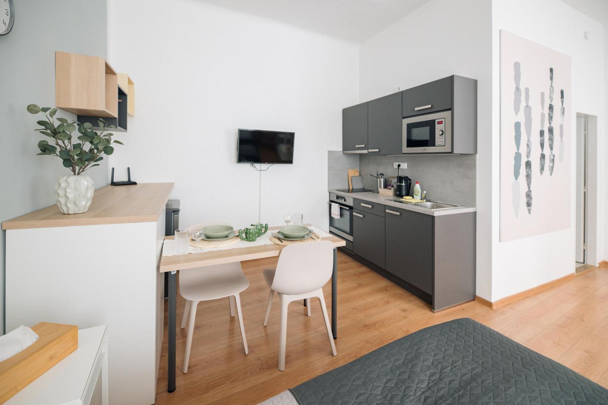 7 Nights Apartments Dominikanske N. Brno Luaran gambar