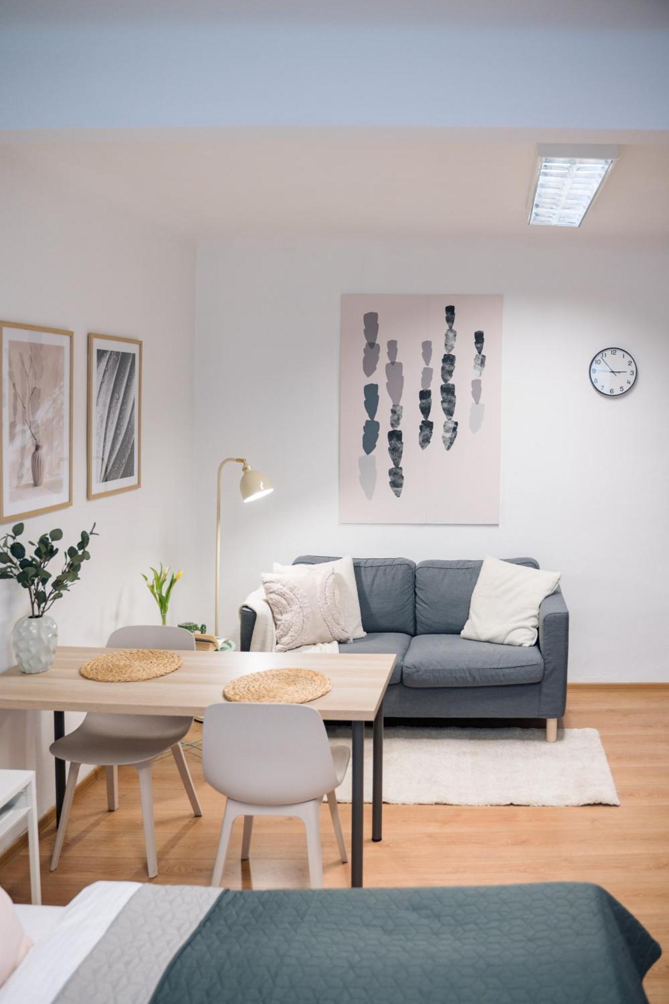 7 Nights Apartments Dominikanske N. Brno Luaran gambar
